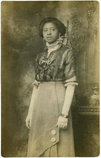1910s black woman photo skirt and blouse fashion