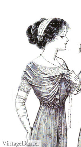 1911 Edwardian long necklace makes a comeback
