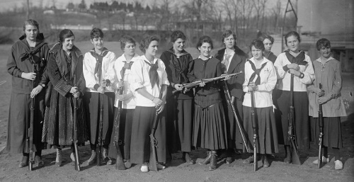 1916 Western High School Archery girls