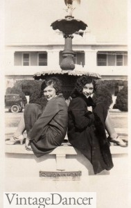 1920s teens in coats