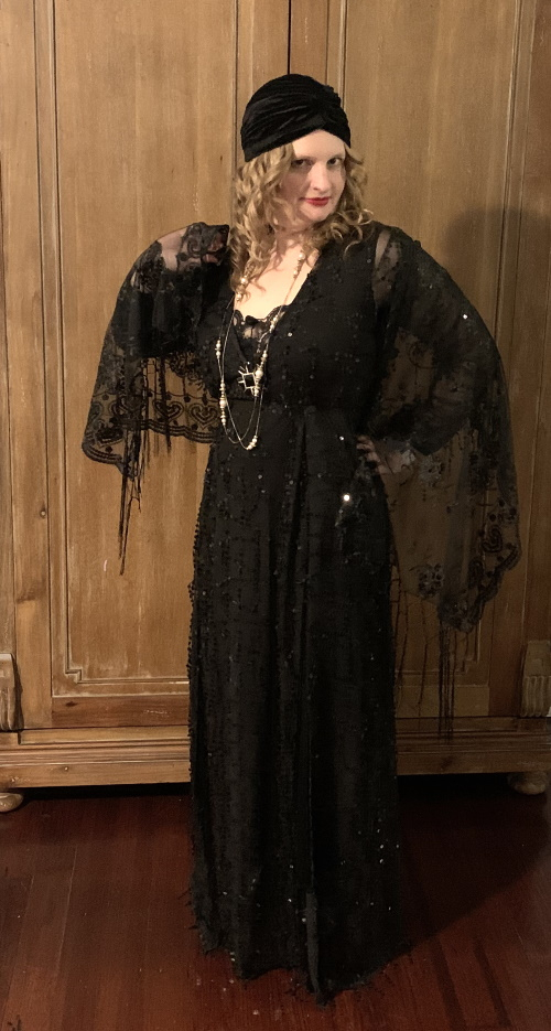 10 Easy 1920s Outfits for Women