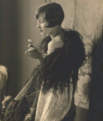 Feather boa shawl 1920s
