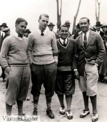 1920s men's golf attire wearing plus four pants