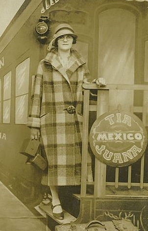 1920s Plaid wrap over coat