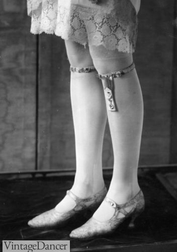 1920s Rolled Stockings &#038; Trendy Tights, Vintage Dancer