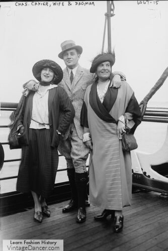 1920s cruise travelrs by steamer ship passengers 1st class