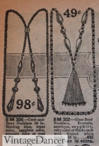 1922 Sautoir necklaces