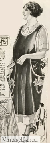 1923 laundry apron with large pockets