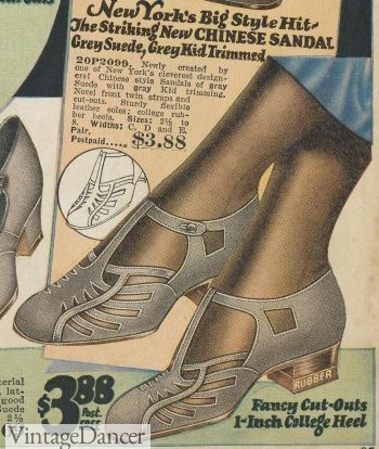 1924 T-strap sandals