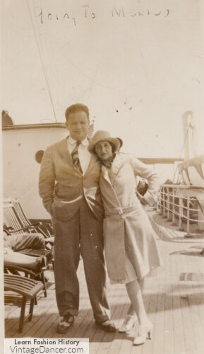 1920s cruise ship passengers clothing summer to Mexico