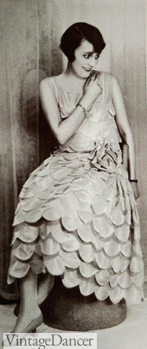 1927 Robe de Style evening dress with a petal skirt