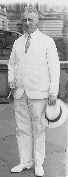 1920s 1929 linen white suit worn by Sen, Frank Kellogg - 1920s mens white summer suit outfit