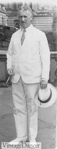 1929 former Secy. Frank B. Kellogg wears a white suit with panama hat