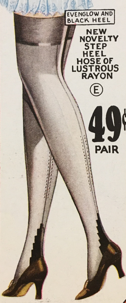 The Various Styles of 1920s Stockings, Tights, Nylons