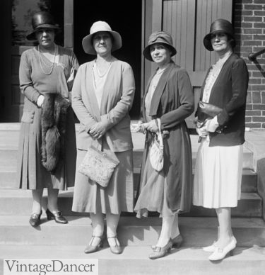 1930s middle age women plus size fashions