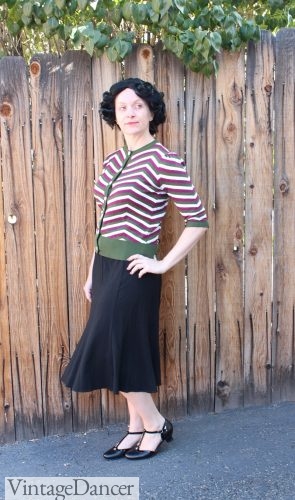 1930s Bonnie Parker outfit with skirt and knit sweater