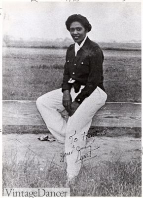 Aviator Janet Harmon Bragg 1930s Black Fashion, African American Clothing Photos