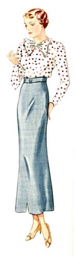 1930s Polka dot bow blouse and long skirt. 