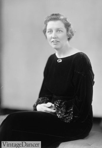 1933 evening gown velvet for older woman
