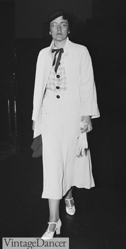 Mrs mature womens clothing 1930s