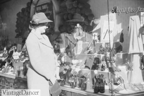 Window shopping for shoes, 1939