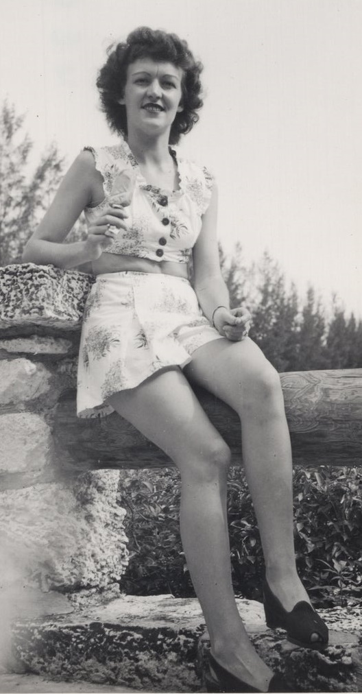 1940s Shorts History High Waisted Shorts Sailor Shorts