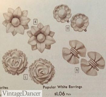 1940s White flowers and bow earrings
