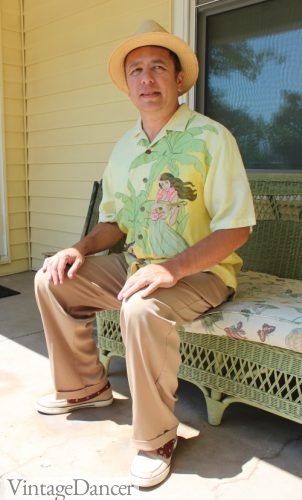 Men's 1940s - 1950s Hawaiian shirt, wide leg pants, straw fedora hat and boat shoes.