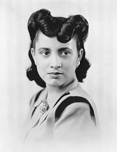 1940s black women hairstyles Double rolls from the front