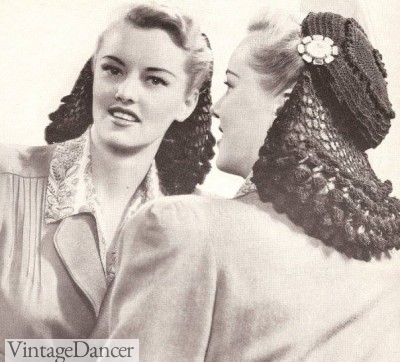 A 1940s 1940s Snood with an open crown.