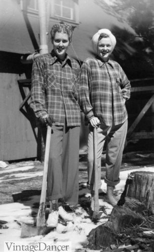 1940s women Plaid work-shirt worn like jackets, casual clothing