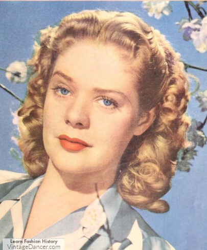 1940s WW2 curly blonde hairstyle