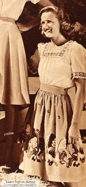 1940s border print summer skirt outfit