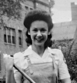 1944 the boufant style- the bigger the puff the better