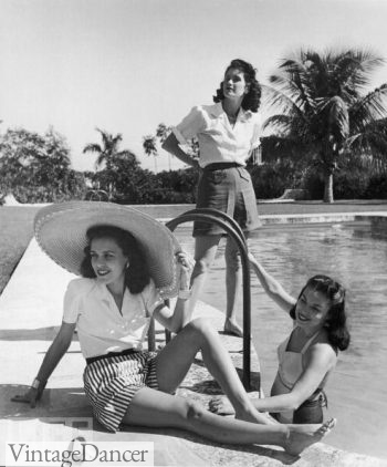 1946 Women in Shorts