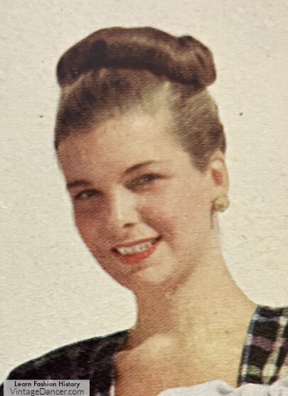 1940s bun hairstyle