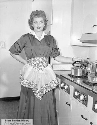 1950s housewife dress, I Love Lucy, Lucille Ball, with fancy half apron