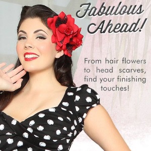 1940s Hair Accessories- Flowers, Snoods, Clips, Wigs, Bandannas
