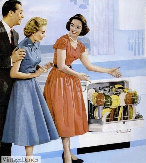 1950s shirtwaists dresses in solid colors
