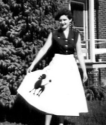 Vintage 1950s white poodle skirt with black poodle dog