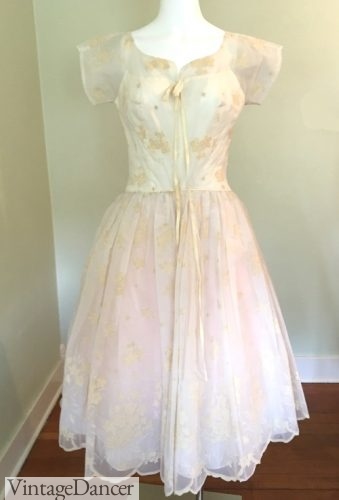1950s prom dress - My mom's Junior Prom dress made of flocked organdy