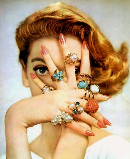 1950s Jewelry Styles and History