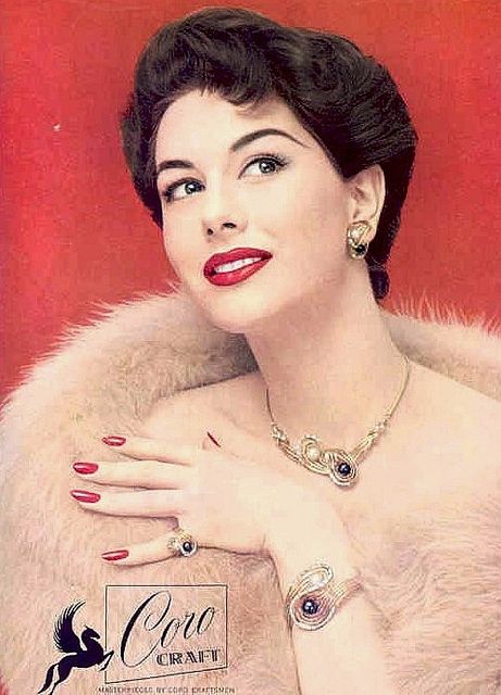 1950s Jewelry Styles and History