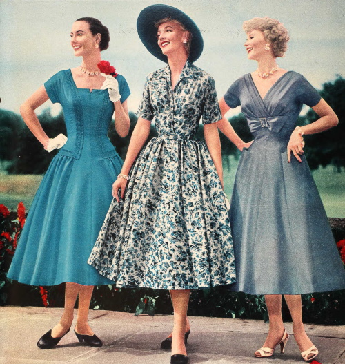 1957 Spring Blue Dresses Silk 500 