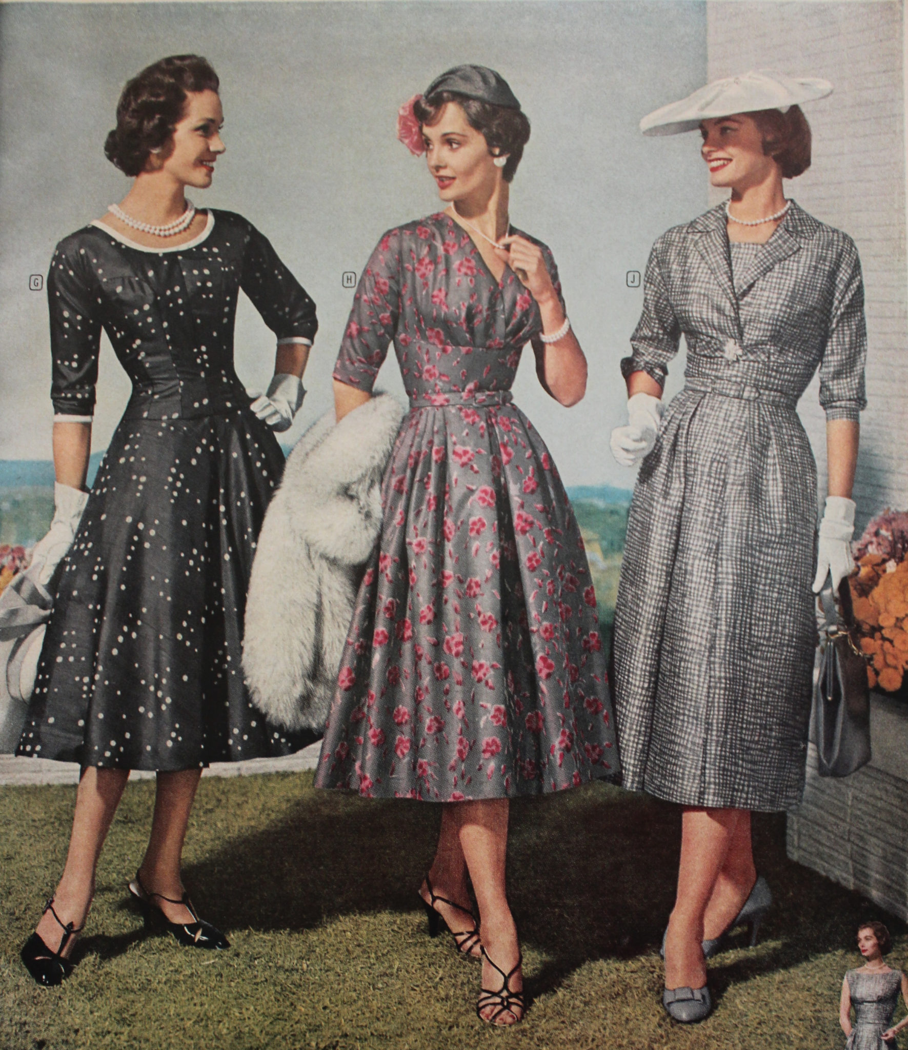 1950s Mature Women Fashion Mrs Clothing