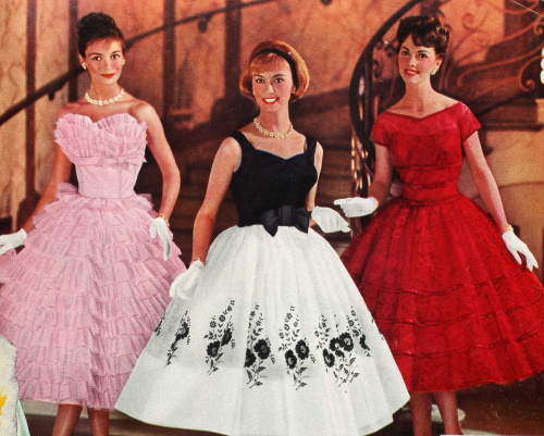 1950s History of Prom, Party, Evening and Formal Dresses