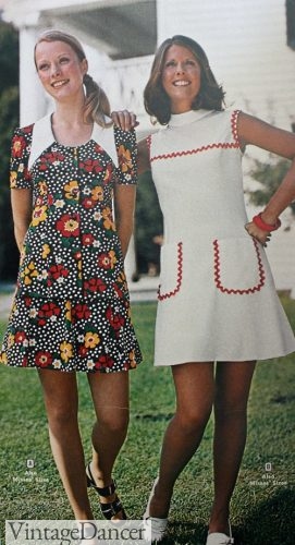 1973s mod dress trimmed with rick rack
