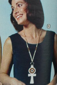 1973 bone and ivory necklace