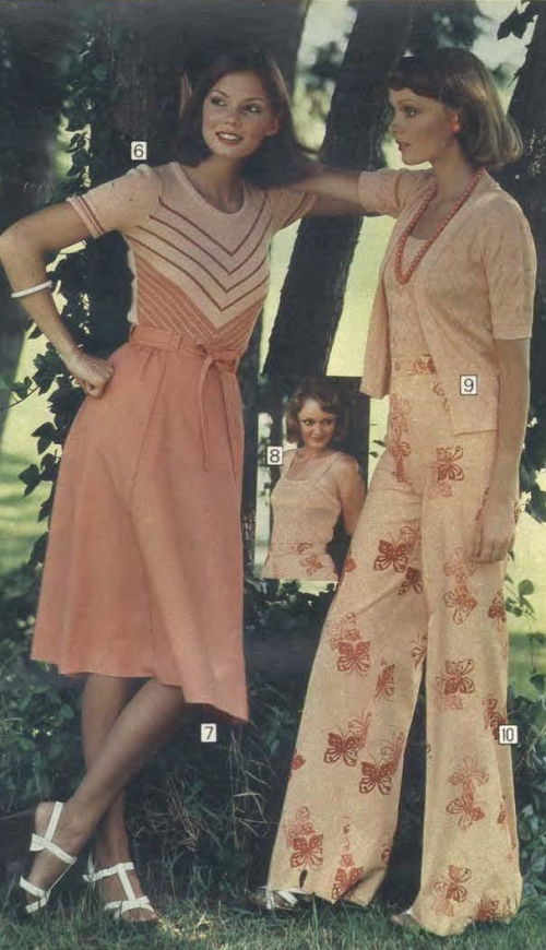 70s Fashion | What Did Women Wear in the 1970s?