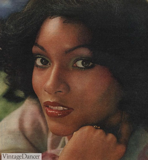 1970s Makeup Guide and Beauty Products